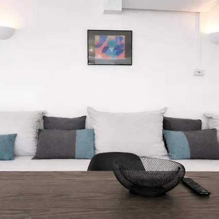Appartement Earth Line Oia (Santorini)